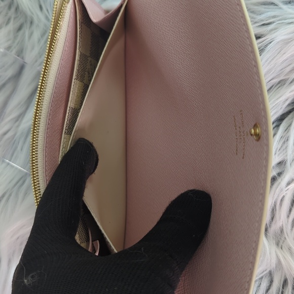 Louis Vuitton Damier Azur Portefeiulle Emilie Wallet In Rose Ballerine - Picture 13 of 17